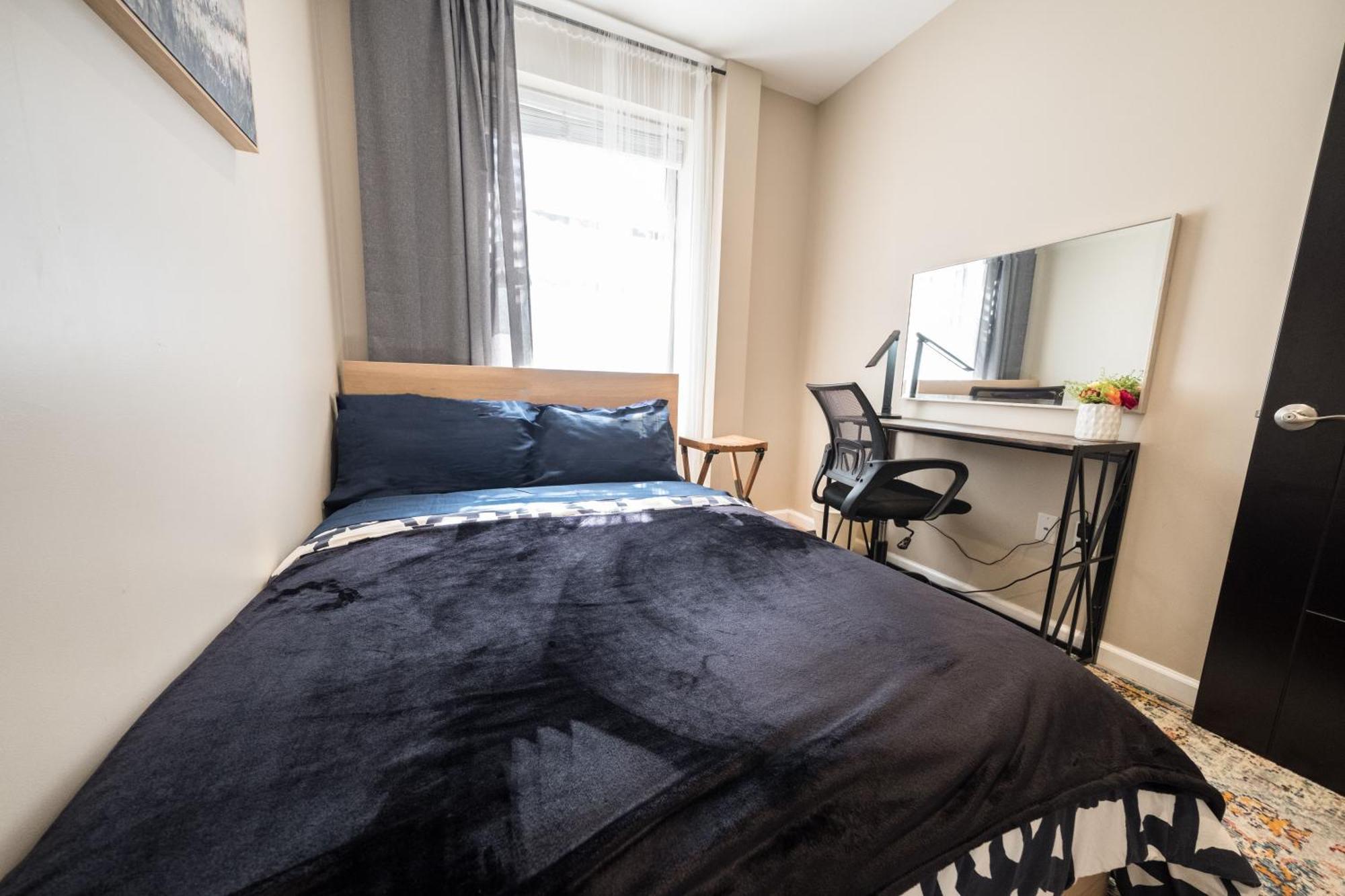2 Bd Next To Central Park Nova York